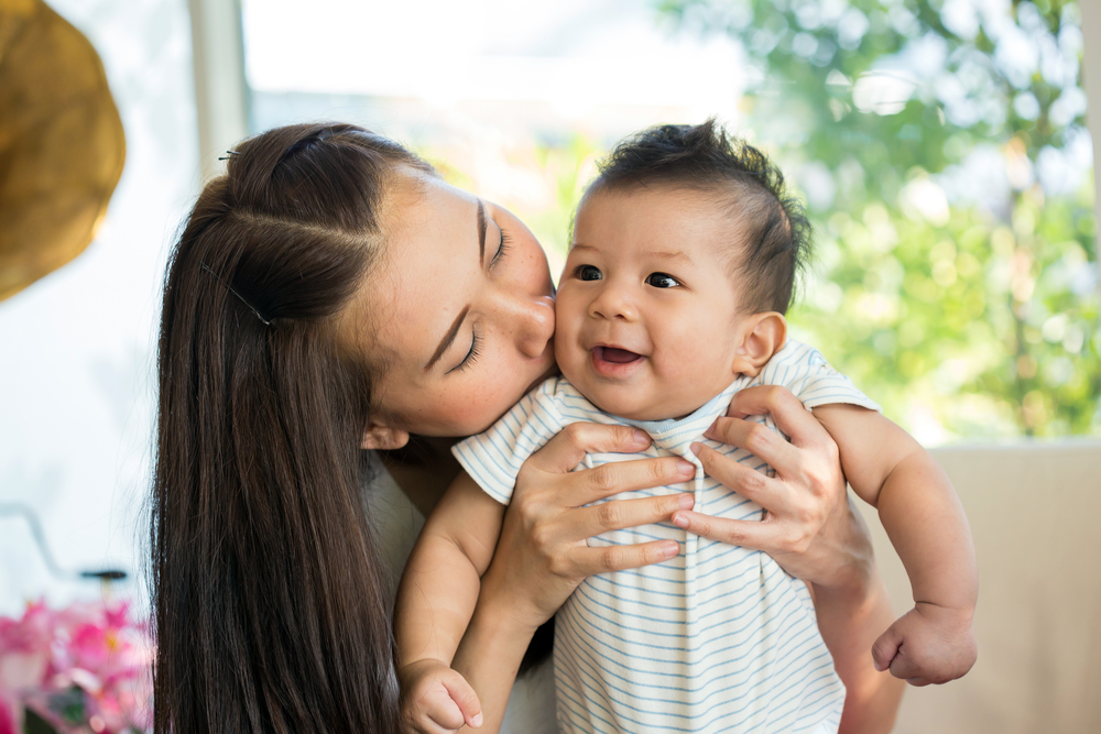 https://friendsofmetrowomenscenter.org/wp-content/uploads/2024/01/shutterstock_641324392.jpg